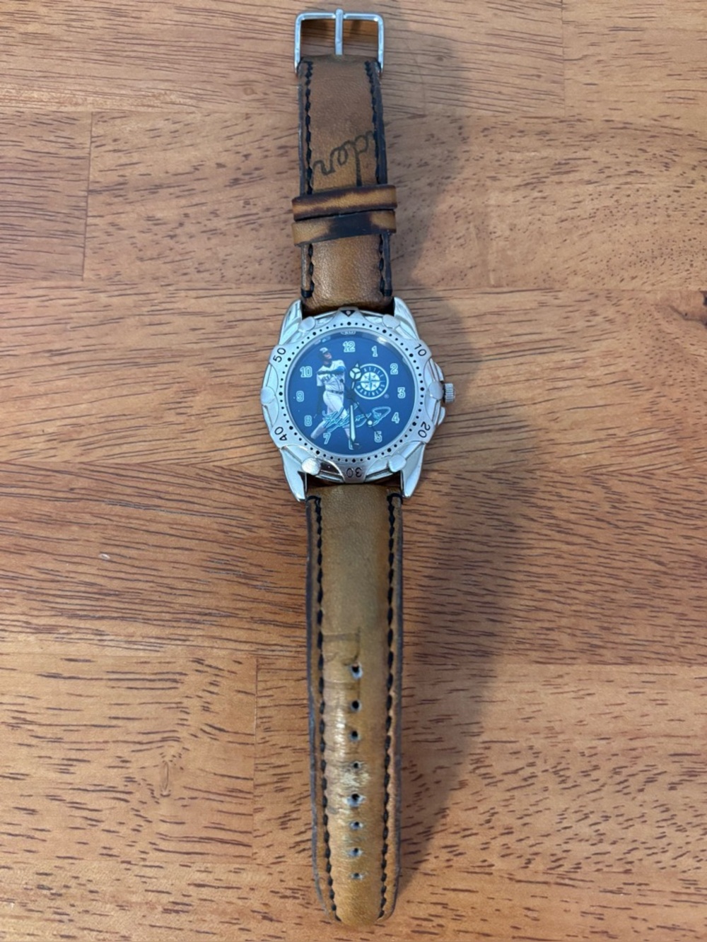 Ken Griffey Jr. Collector’s Watch with COA and two watch bands.